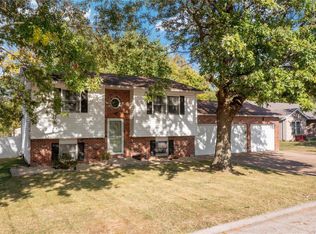 5117 Whitsell Way, Granite City, IL 62040