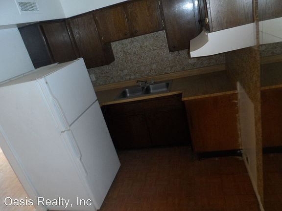 2nd image of 615 S Royal Crest Cir Unit 19