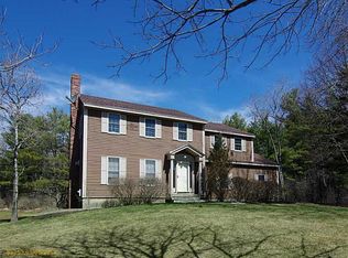 26 Ryan Dr, Yarmouth, ME 04096