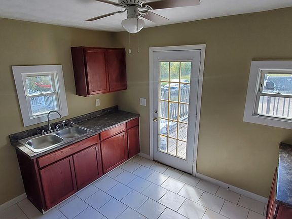 5th image of 31 S Fairgreen Dr