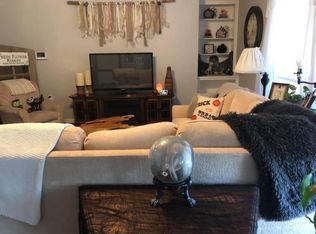 1103 Serendipity Cir, Sanger, TX 76266