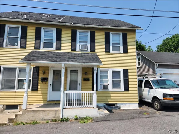 116 S Elm St, Nazareth, PA 18064