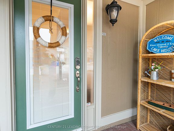 2nd image of 9 Davy Point Cir #9