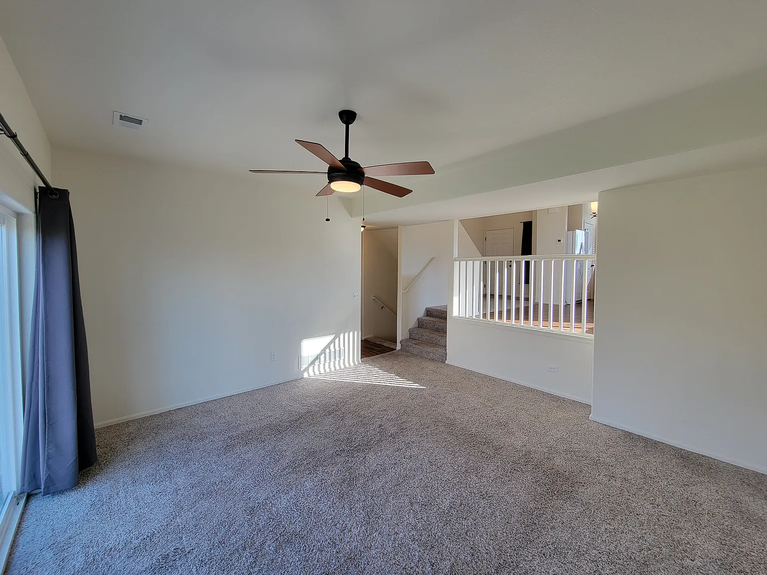 3 bed, 2.5 bath, 1604 sqft, $2,900 — Photo 2