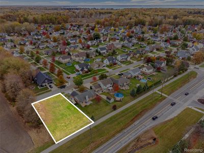 54739 Autumn View Dr, New Baltimore, MI, 48047