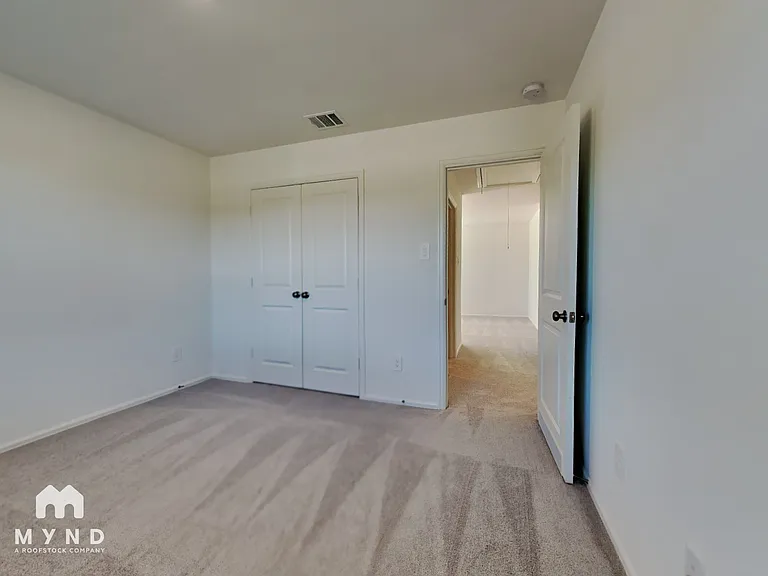 513 Brook Terrance Ln — Photo 8