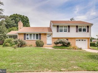 12 Cranbrook Rd, Hamilton, NJ 08690