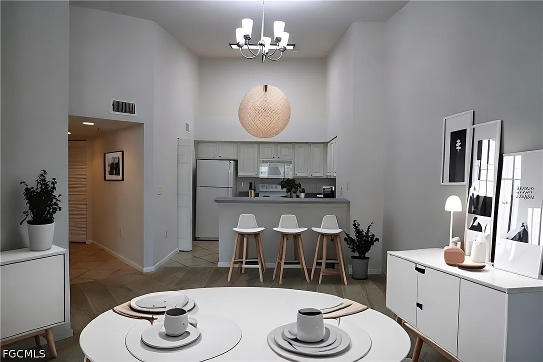 2 bed, 2.0 bath, 1003 sqft, $1,395 — Photo 3