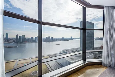 Rented by Chase Global Realty Corp