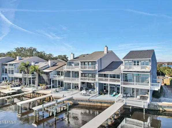 323 SCENIC POINT Lane, Fleming Island, FL 32003