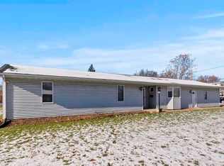 115 S 12th Ave, Washington, IA 52353