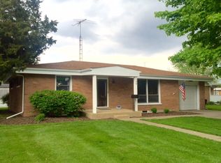 139 W 4th St, Manteno, IL 60950