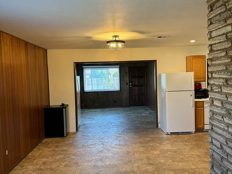 3345 Eton Ave — Photo 13