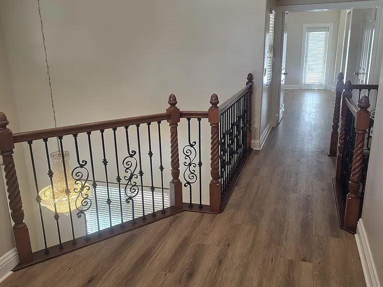 2nd floor landing leading to master suite