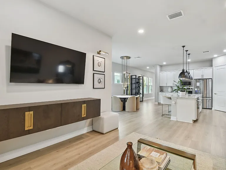 3814 W De Leon St #2 — Photo 11