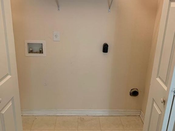 4th image of 10457 Senegal Dr