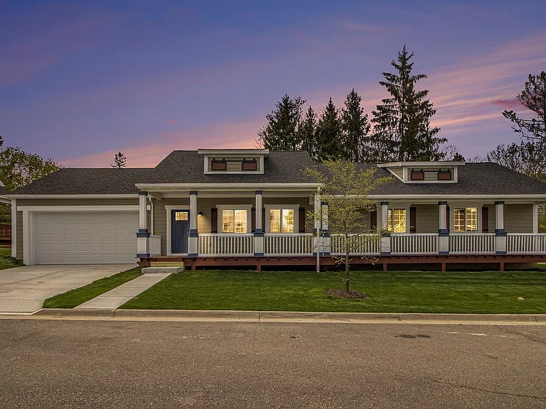 6 Maple Village Ct — Photo 2
