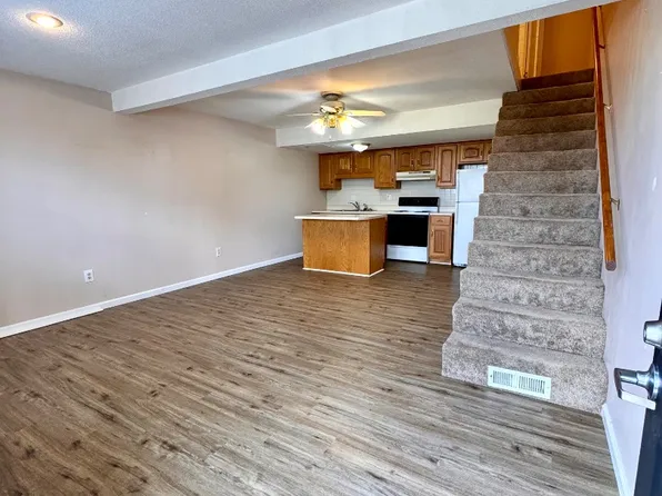 3322 S Westwood Blvd APT 1, Poplar Bluff, MO 63901