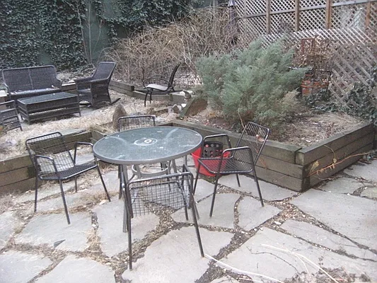 Rented by City Connections Realty | media 19