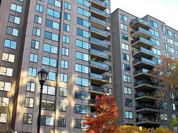531 Main St #1511, New York, NY 10044