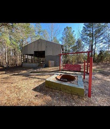 4th image of 1356 Liberty Rd