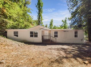 273 Forest Dr, Redway, CA 95560