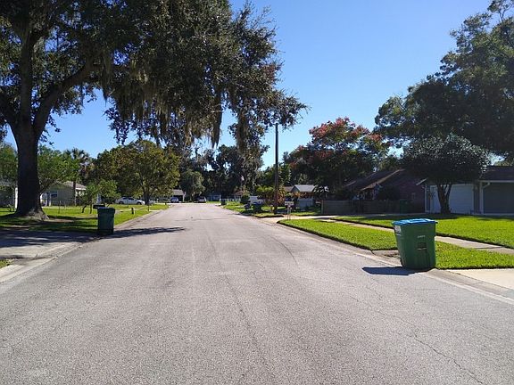 4th image of 1595 Sherris Ln