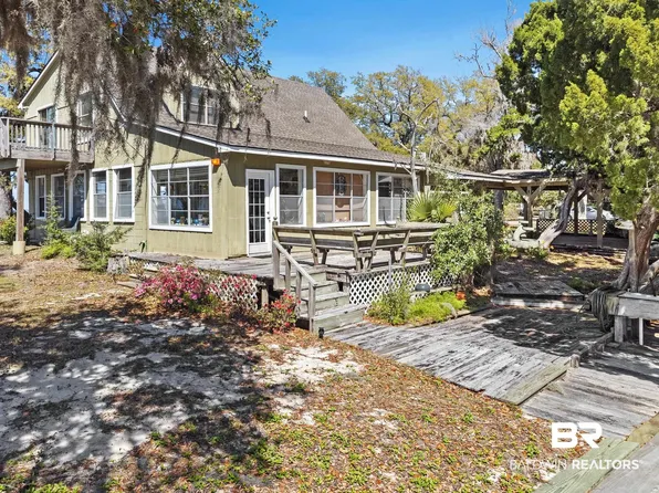 11423 Council Ln, Gulf Shores, AL 36542
