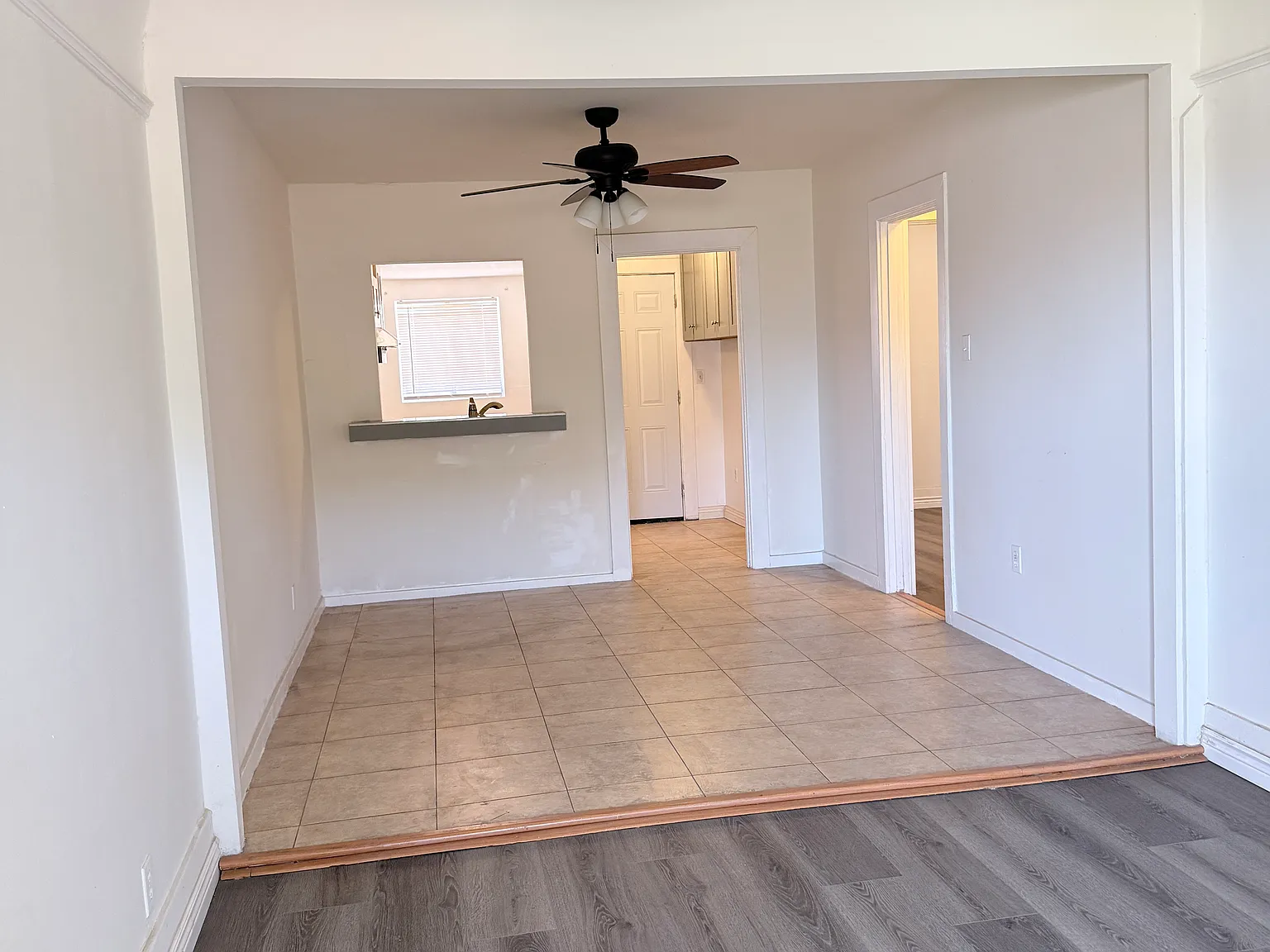2 bed, 750 sqft, $2,100 — Photo 4