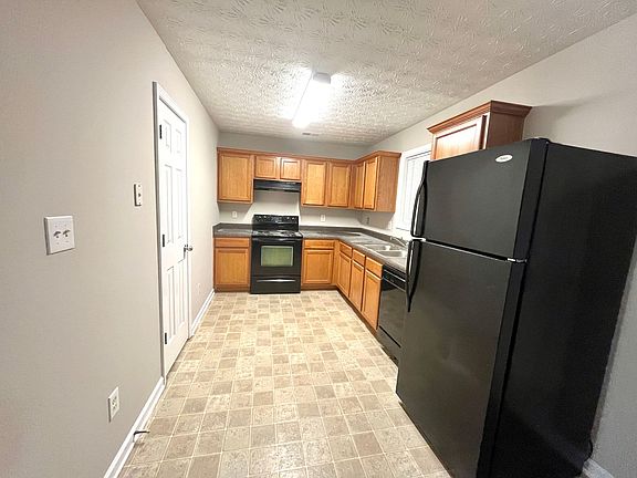 4th image of 1453 Little Creek Dr