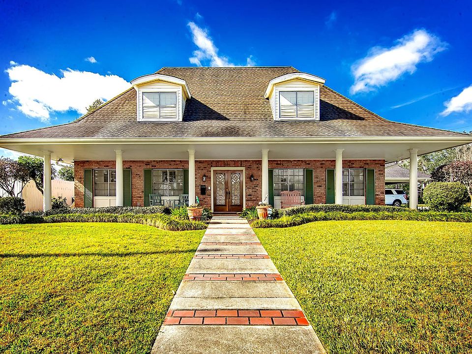 1st image of 400 Buena Vista Blvd