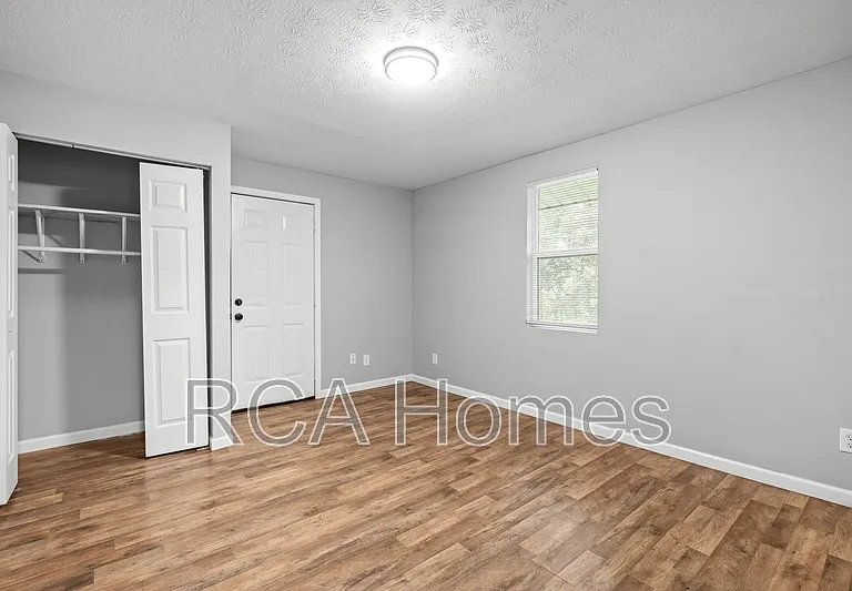 834 W 26th St #834 — Photo 7