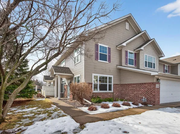 20424 Kensfield Trl, Lakeville, MN 55044