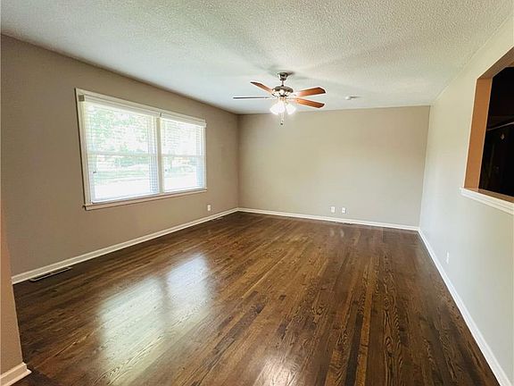 2nd image of 3219 Vest Ave
