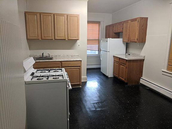 4th image of 167 Clendenny Ave APT 3R