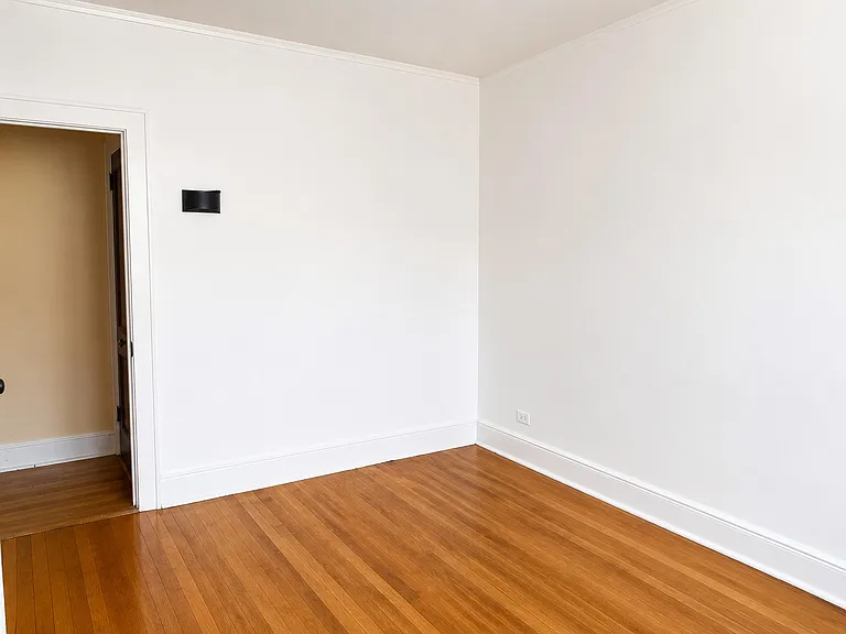 245 Main St #1 — Photo 4
