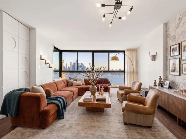 380 Mountain Rd APT 2205, Union City, NJ 07087