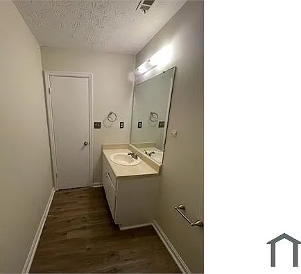 203 Glendale Ct #203 — Photo 12
