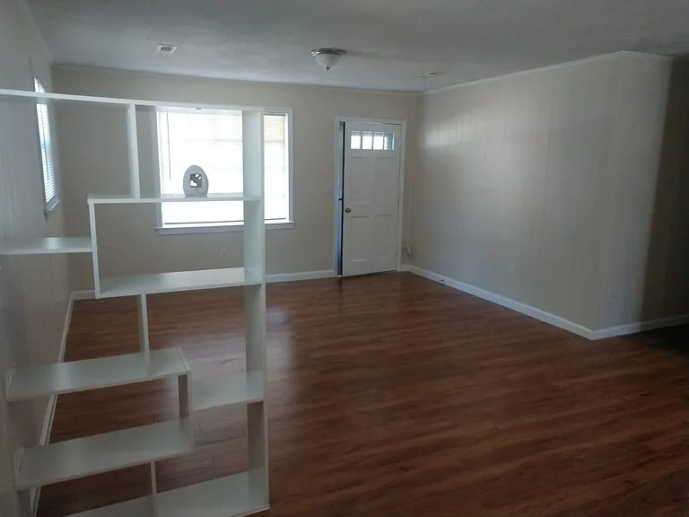 606 King St — Photo 6