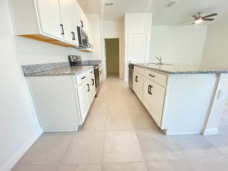 2743 Meadow Stream Way — Photo 8
