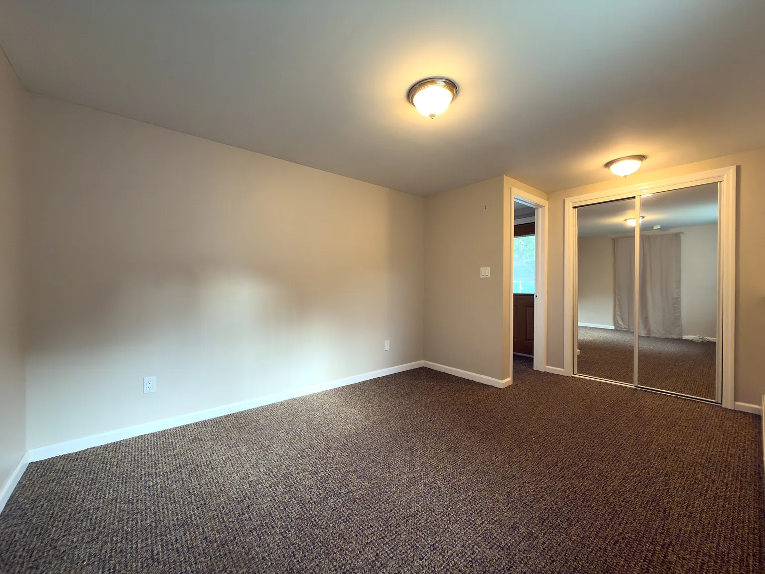 1 bed, $2,350 — Photo 2