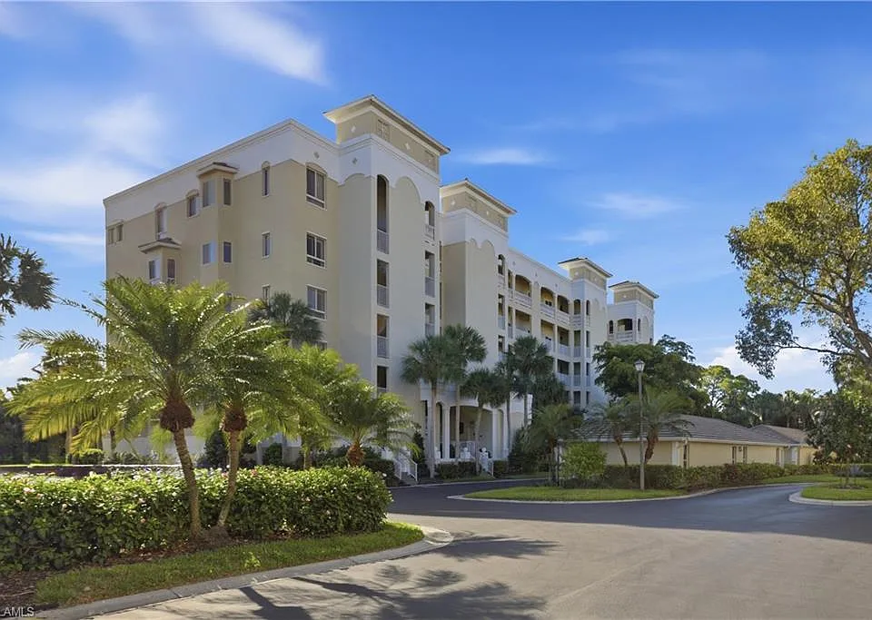 7687 Pebble Creek Cir #301