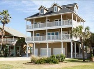 4220 Spoonbill Ln, Galveston, TX 77554