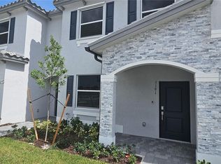 1181 SE 1st St, Homestead, FL 33035