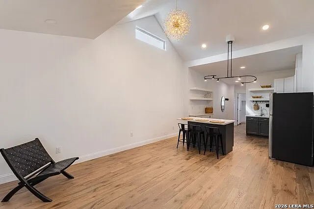 730 Avenue A — Photo 10