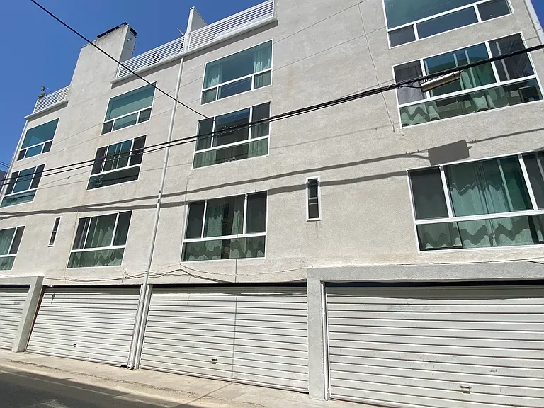 15 Ironsides St #4 — Photo 25