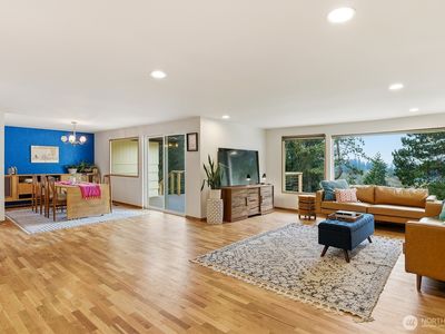 14111 12th Avenue SW, Burien, WA, 98166