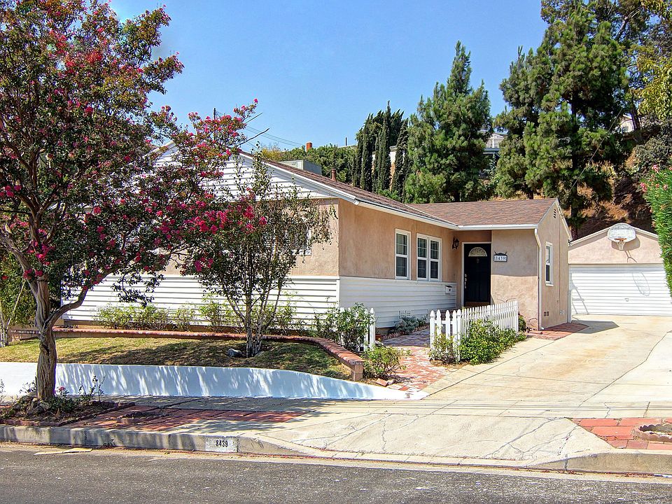 8439 Outland View Dr.