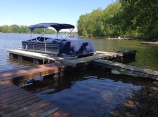 412 Lakeway Dr, North Benton, OH 44449