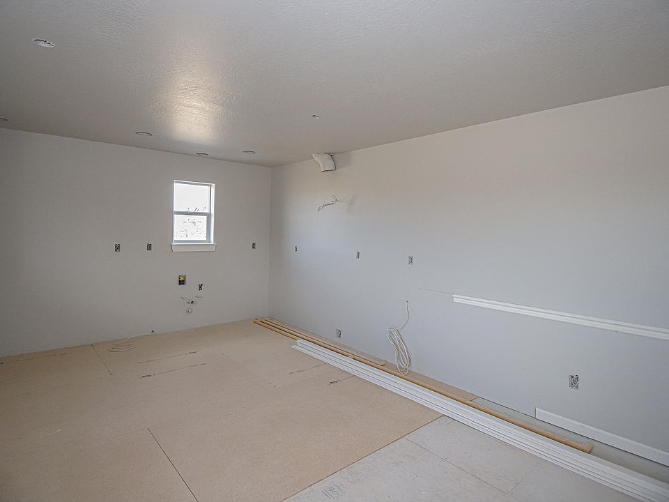 2nd image of 7817 Jacqueline Way